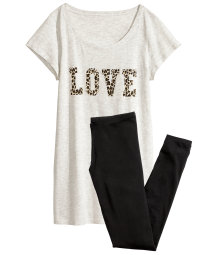  Lingerie and pajamas for honeymoon 